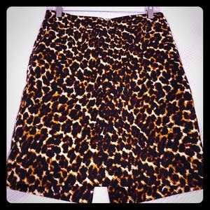 Modern Leopard Pencil Skirt | Size 2